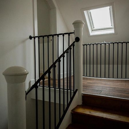Tower Square House Villa อัลลอวา ภายนอก รูปภาพ