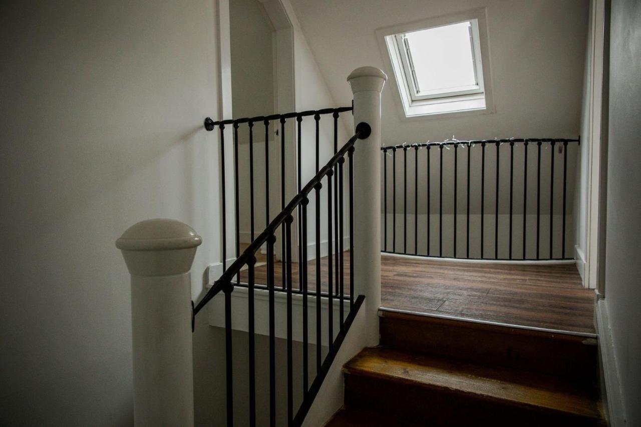 Tower Square House Villa อัลลอวา ภายนอก รูปภาพ
